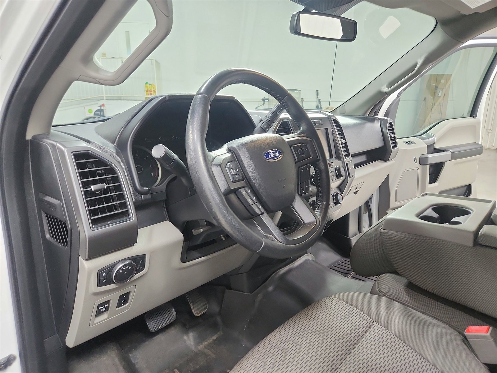 Used 2019 Ford F150 XLT w/ Equipment Group 302A Luxury image 18