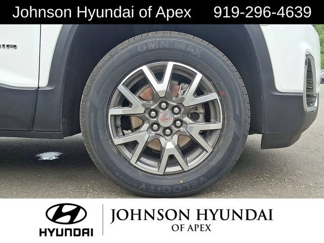 Used 2023 GMC Acadia SLE FWD image 28