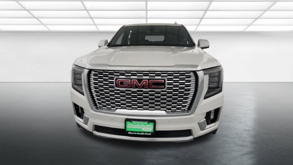 Used 2021 GMC Yukon Denali AWD/4WD image 2
