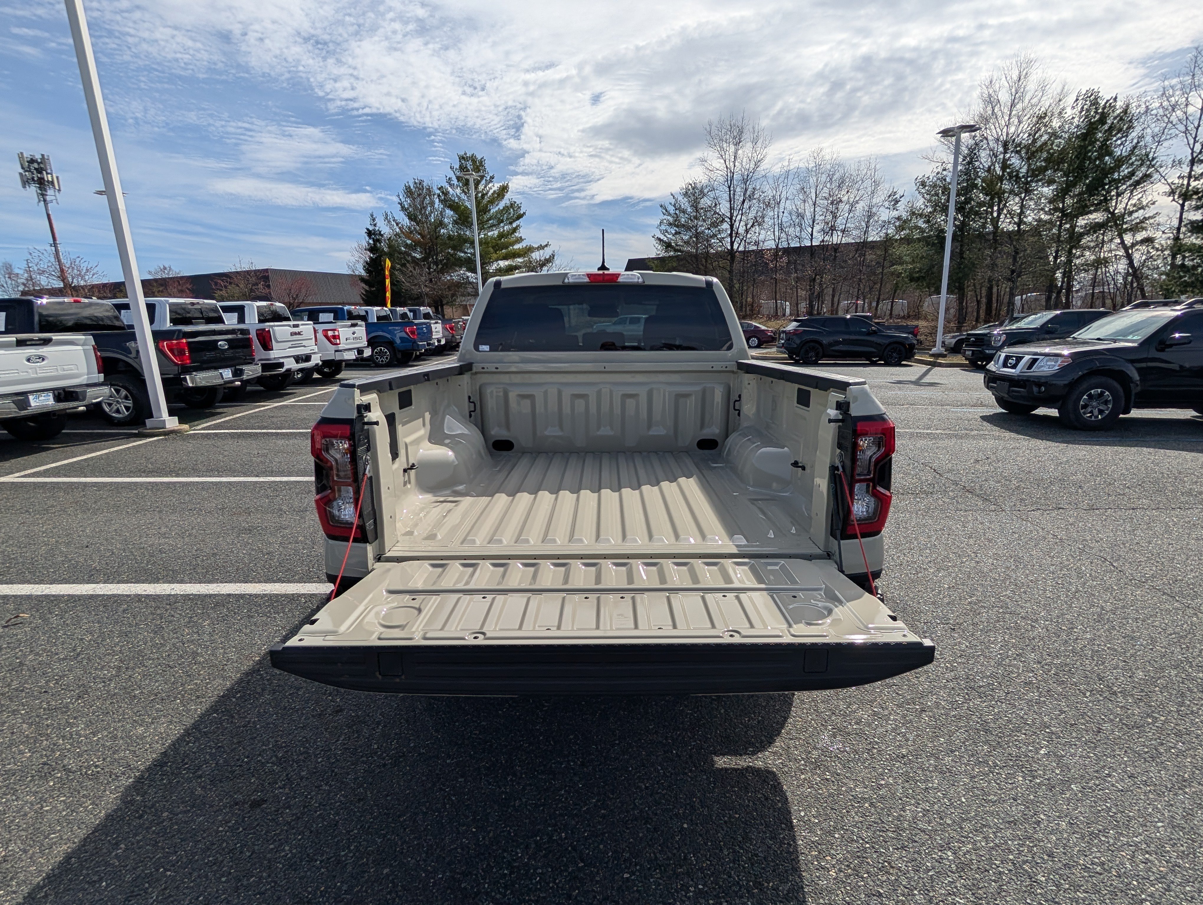 New 2026 Ford Ranger XLT w/ FX4 Off-Road Package AWD/4WD image 8