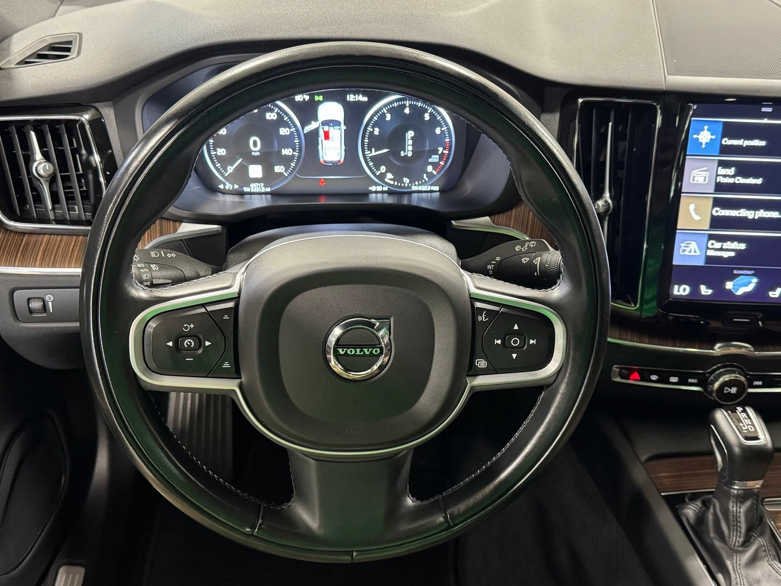 Used 2021 Volvo XC60 T5 Momentum w/ Premium Package AWD/4WD image 20