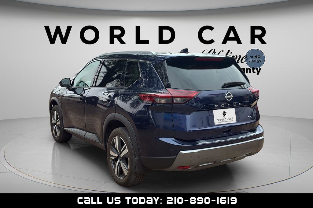 Used 2024 Nissan Rogue SL w/ SL Premium Package image 13