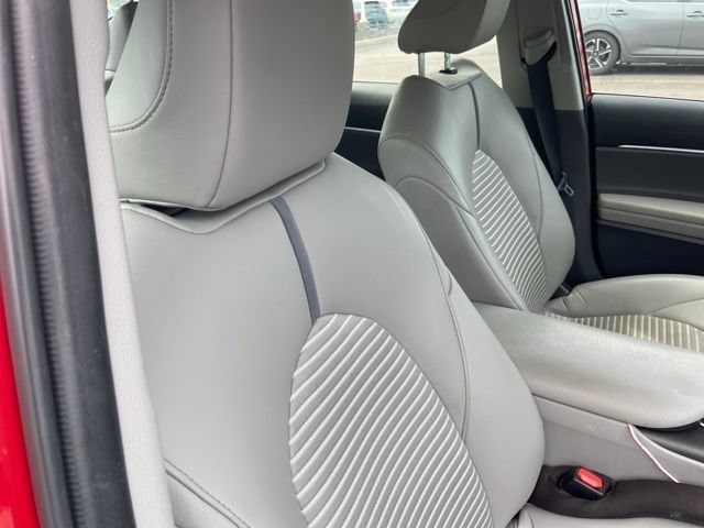 Used 2023 Toyota Camry SE w/ Protection Package (Q2) (TMS) FWD image 8