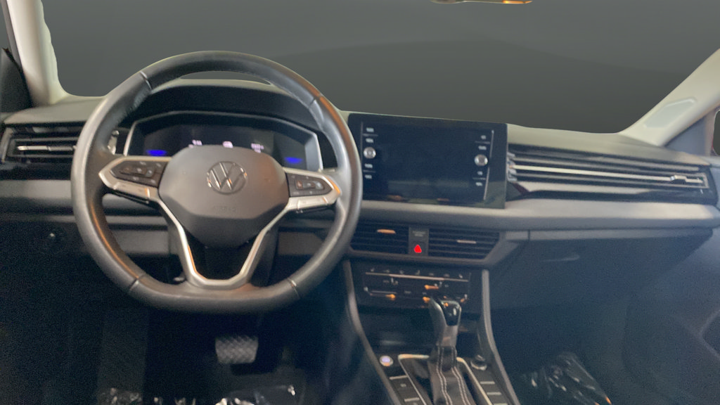 Used 2025 Volkswagen Jetta SE FWD image 11