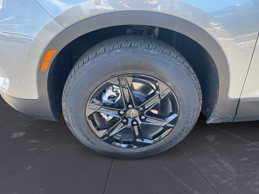 Used 2025 Chevrolet Blazer LT w/ Midnight/Sport Edition AWD/4WD image 7