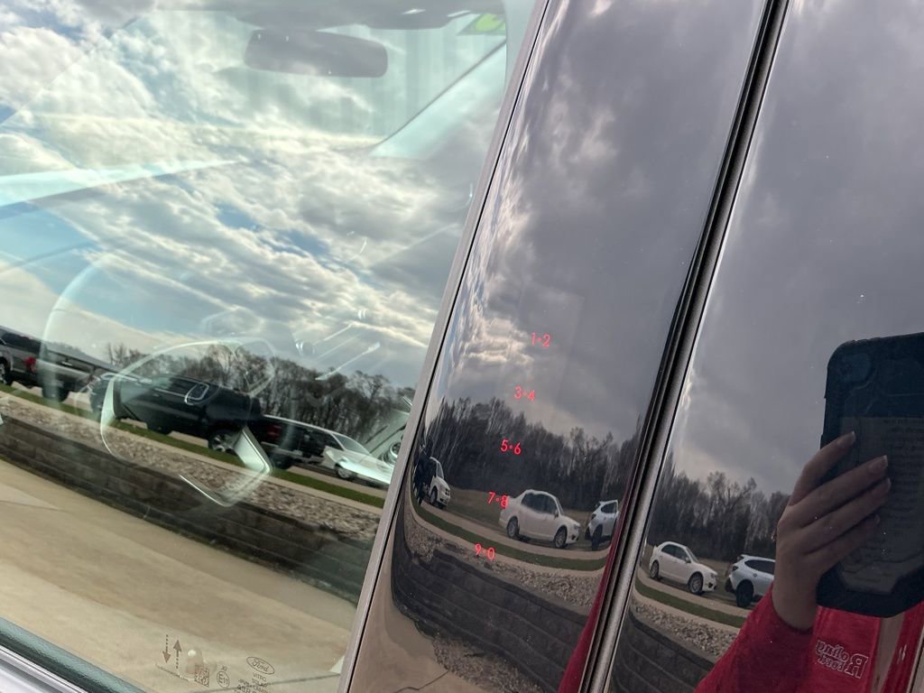 Used 2023 Ford Explorer XLT w/ Equipment Group 202A image 7