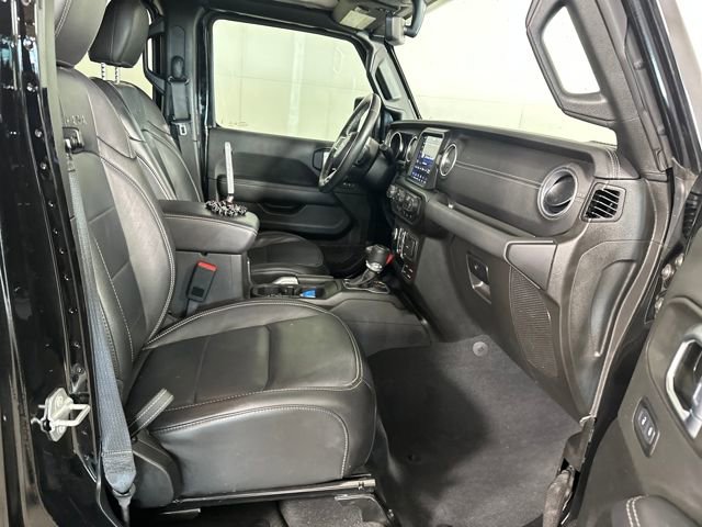 Used 2022 Jeep Wrangler Unlimited Sahara w/ Dual Top Group image 28