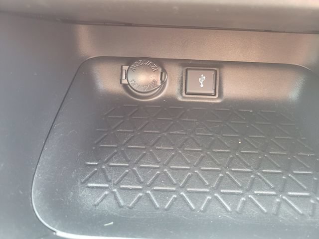 Used 2021 Toyota RAV4 XLE w/ XLE Grade Weather Package FWD image 26