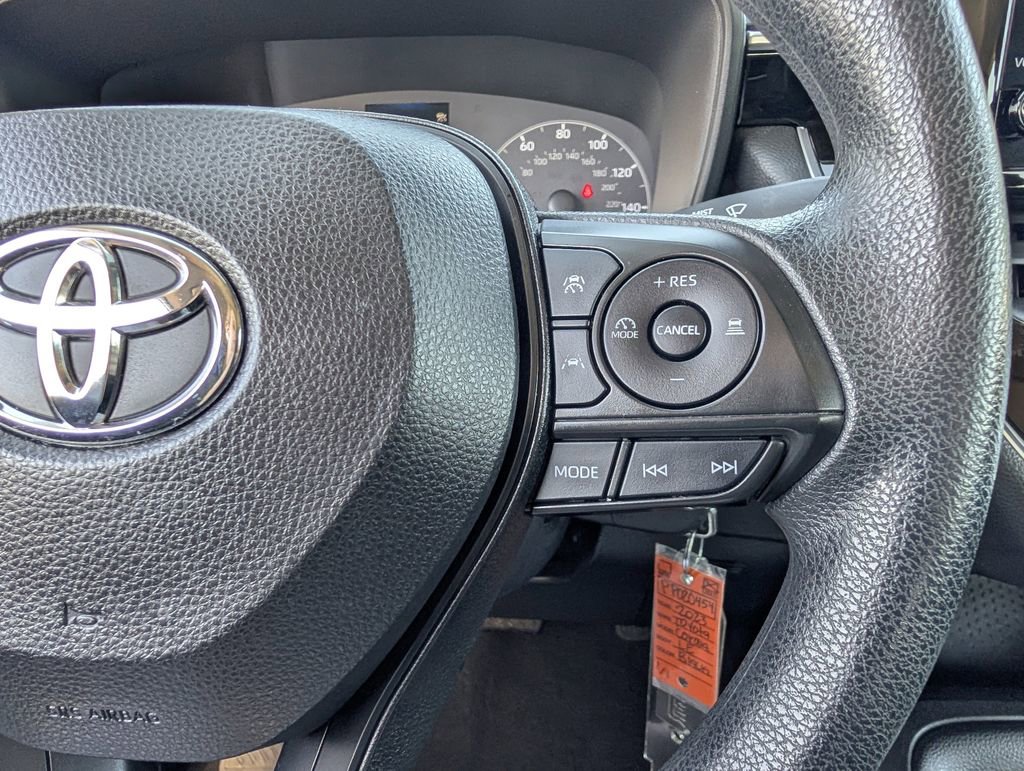 Used 2023 Toyota Corolla LE image 12
