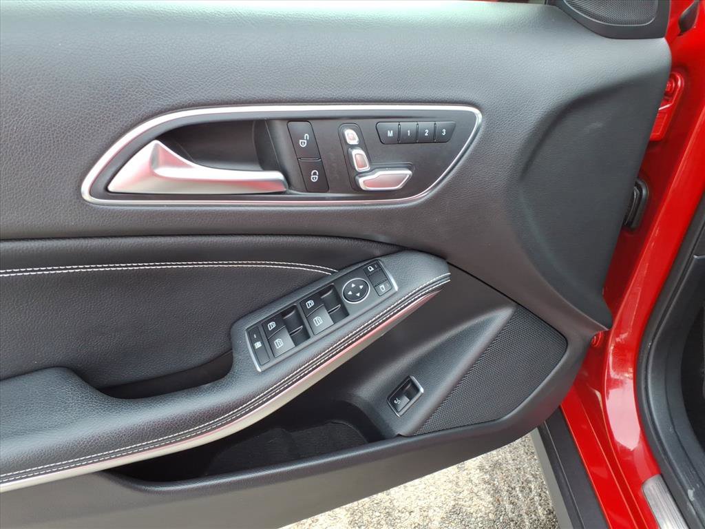 Certified 2019 Mercedes-Benz GLA 250 4MATIC image 14