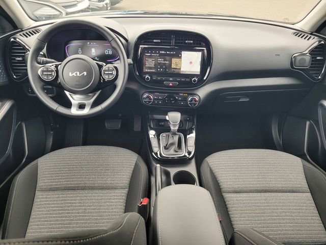 Used 2025 Kia Soul EX image 14