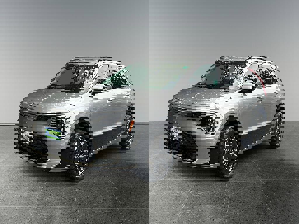 Used 2023 Kia Niro Wind FWD image 3