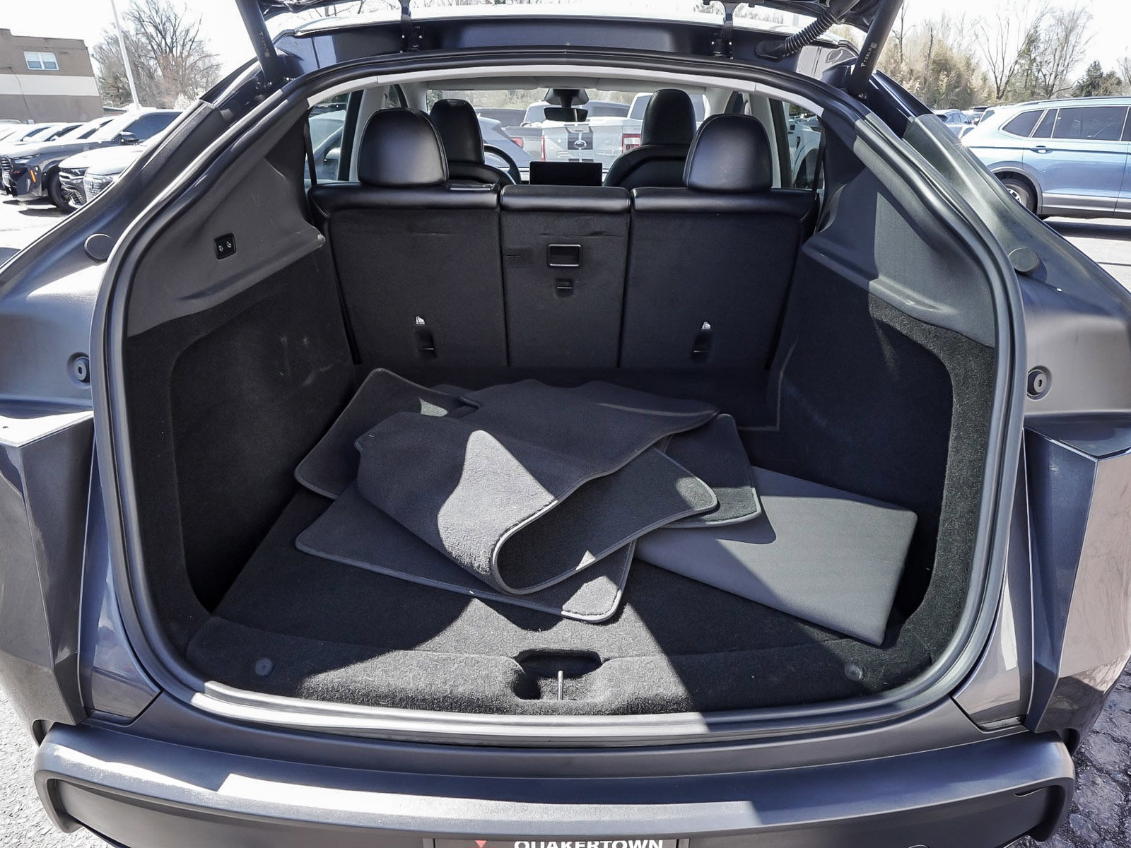 Used 2026 Tesla Model Y Long Range image 42