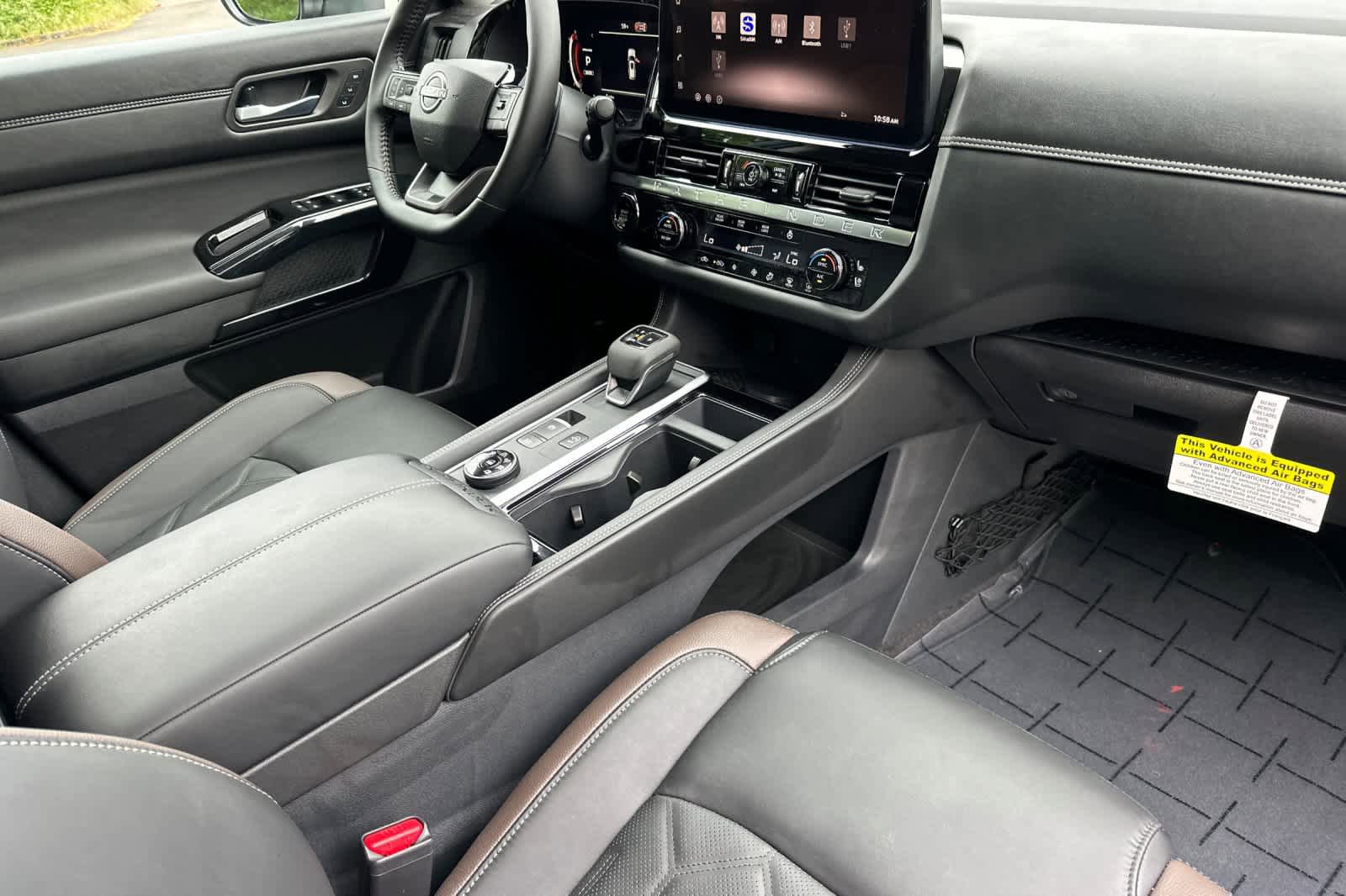 New 2026 Nissan Pathfinder Platinum AWD/4WD image 17