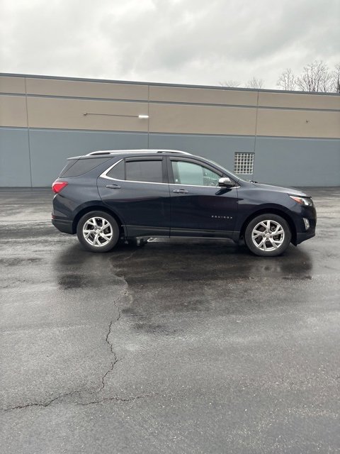 Used 2020 Chevrolet Equinox Premier image 3