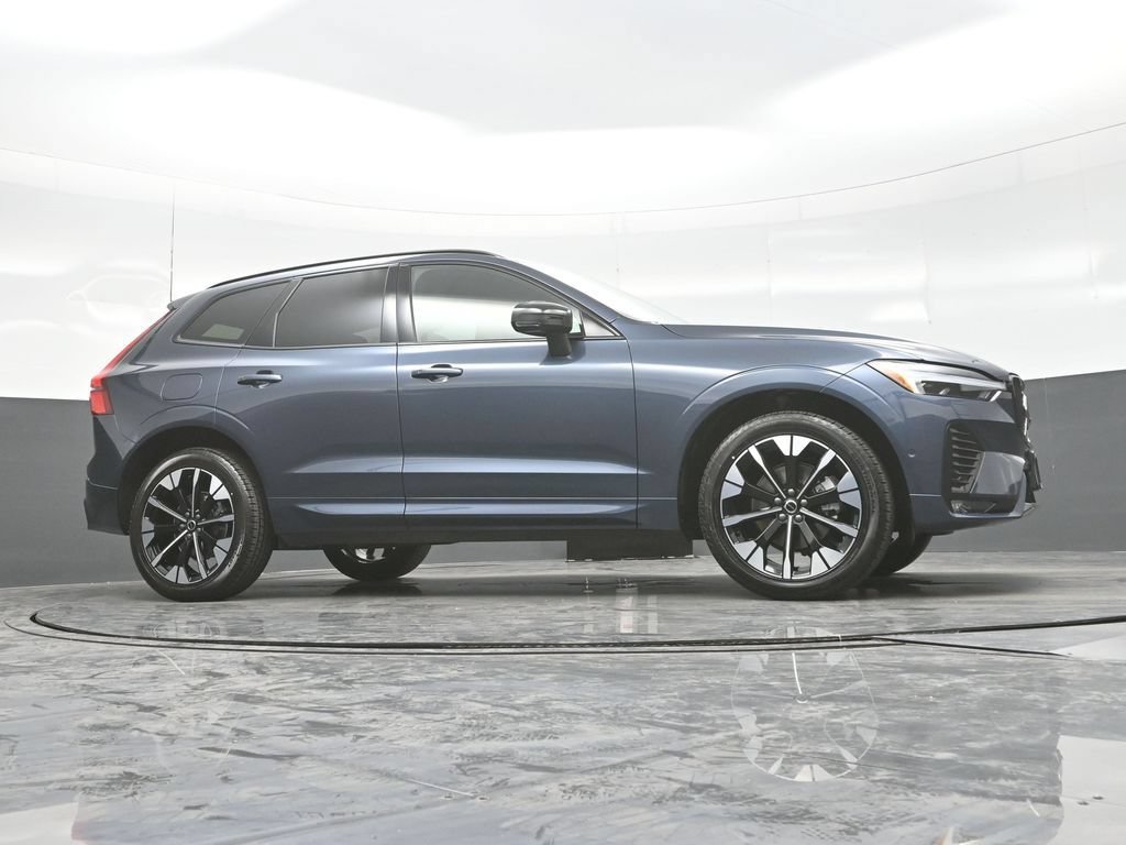 New 2026 Volvo XC60 B5 Plus w/ Climate Package AWD/4WD image 24