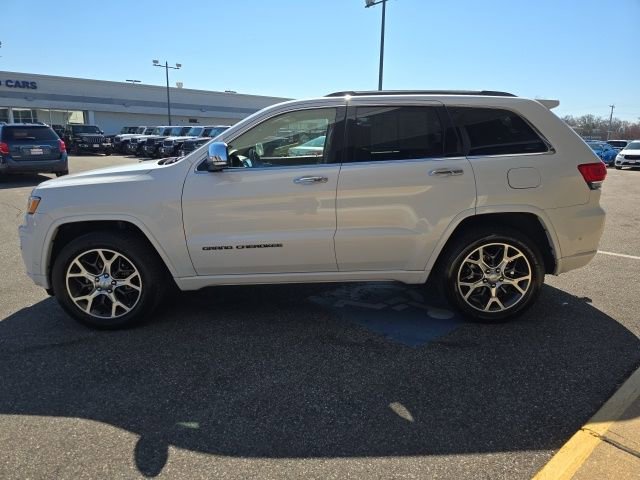 Used 2020 Jeep Grand Cherokee Overland image 28