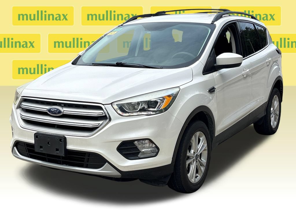 Used 2017 Ford Escape SE w/ Equipment Group 201A AWD/4WD image 13