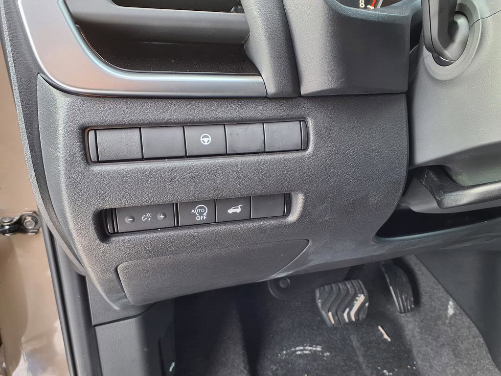 New 2026 Nissan Rogue SV image 40