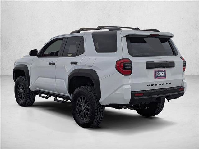 Used 2025 Toyota 4Runner SR5 AWD/4WD image 8