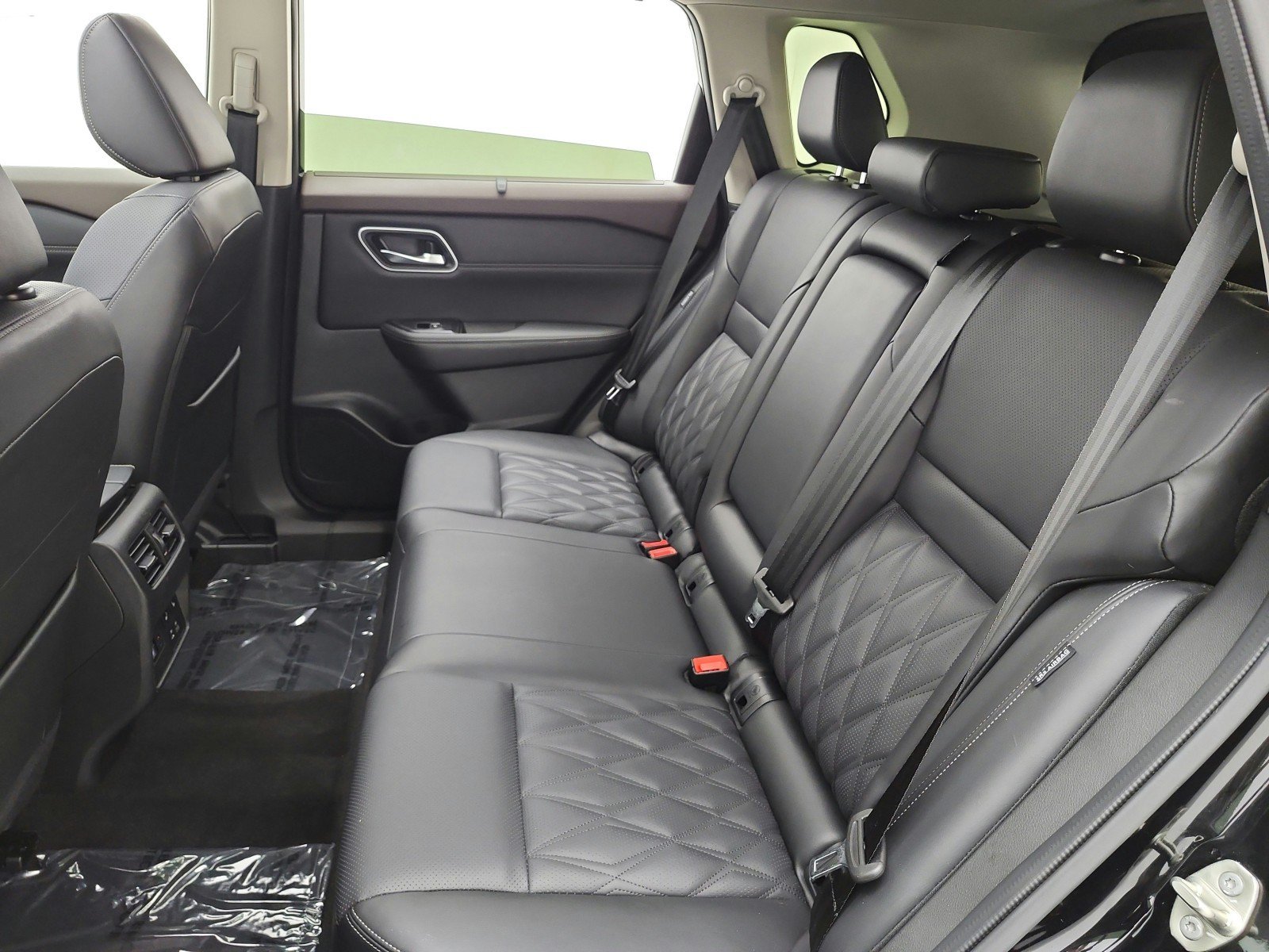 Used 2023 Nissan Rogue Platinum w/ Platinum Premium Package FWD image 13