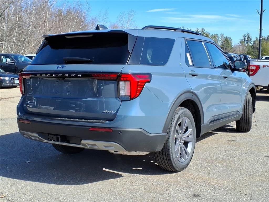 New 2026 Ford Explorer Active image 5