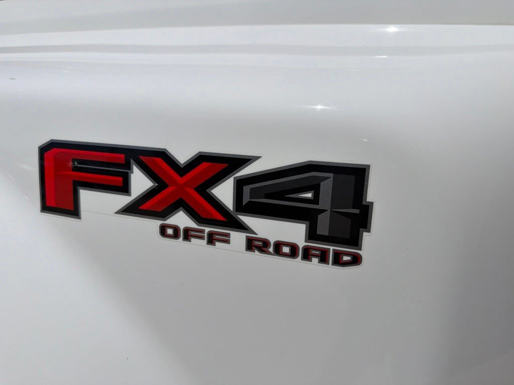 Used 2019 Ford F450 Lariat w/ Lariat Ultimate Package AWD/4WD image 13