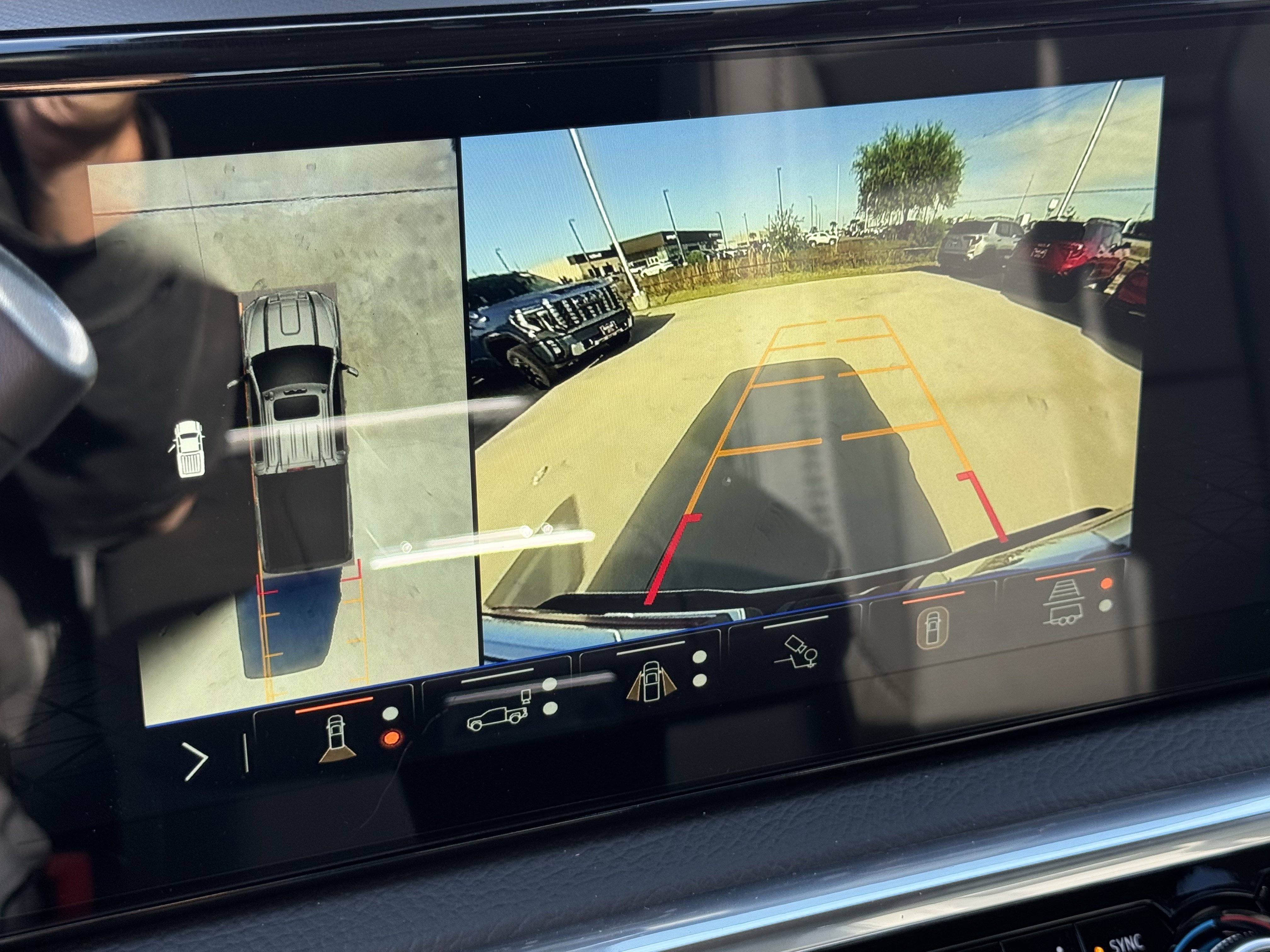 New 2026 GMC Sierra 2500 Denali w/ Technology Package AWD/4WD image 18