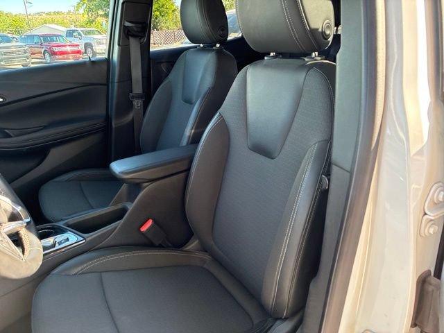 Used 2025 Buick Encore GX Preferred FWD image 9
