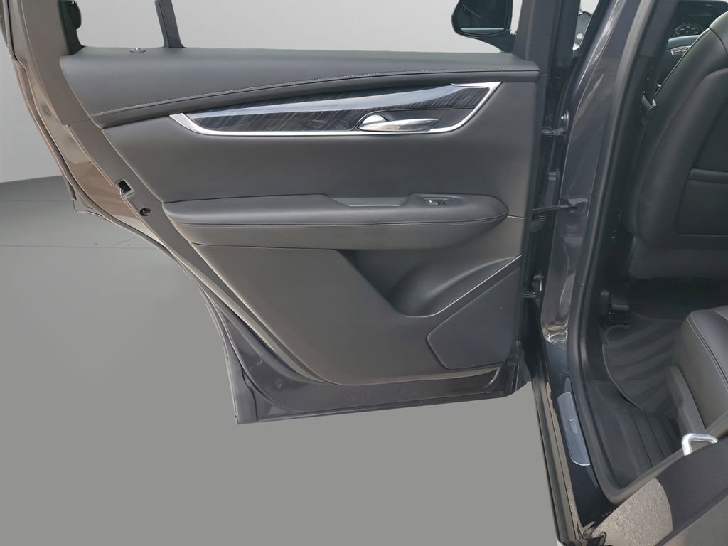 Used 2022 Cadillac XT6 Premium Luxury image 22