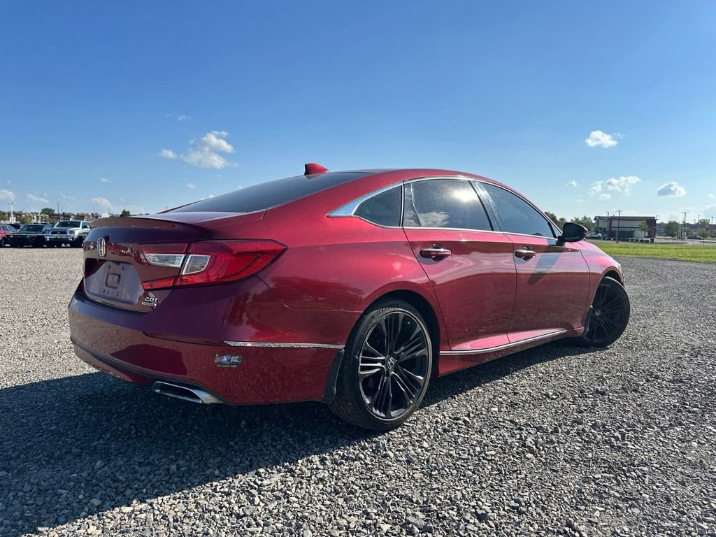 Used 2018 Honda Accord Touring image 11