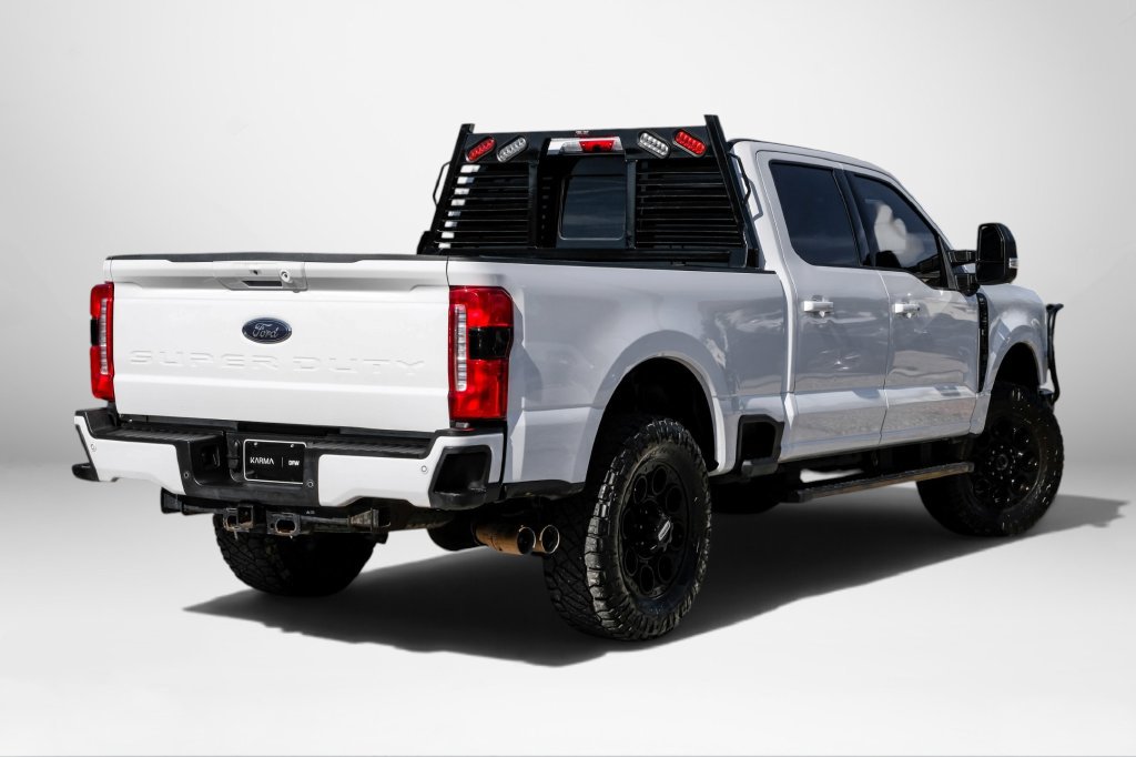 Used 2023 Ford F250 XLT w/ Black Appearance Package AWD/4WD image 5