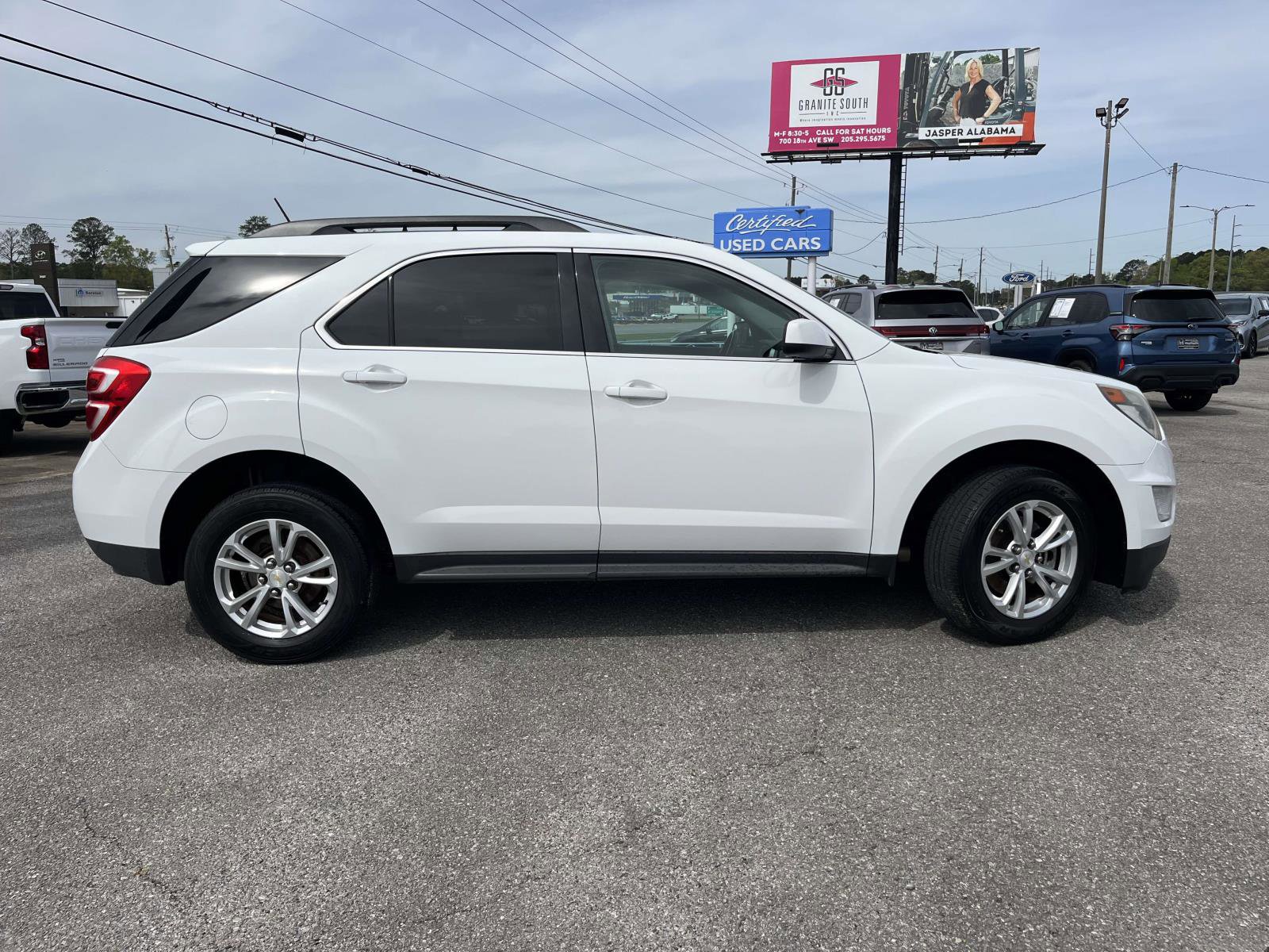 Used 2016 Chevrolet Equinox LT w/ Convenience Package image 3