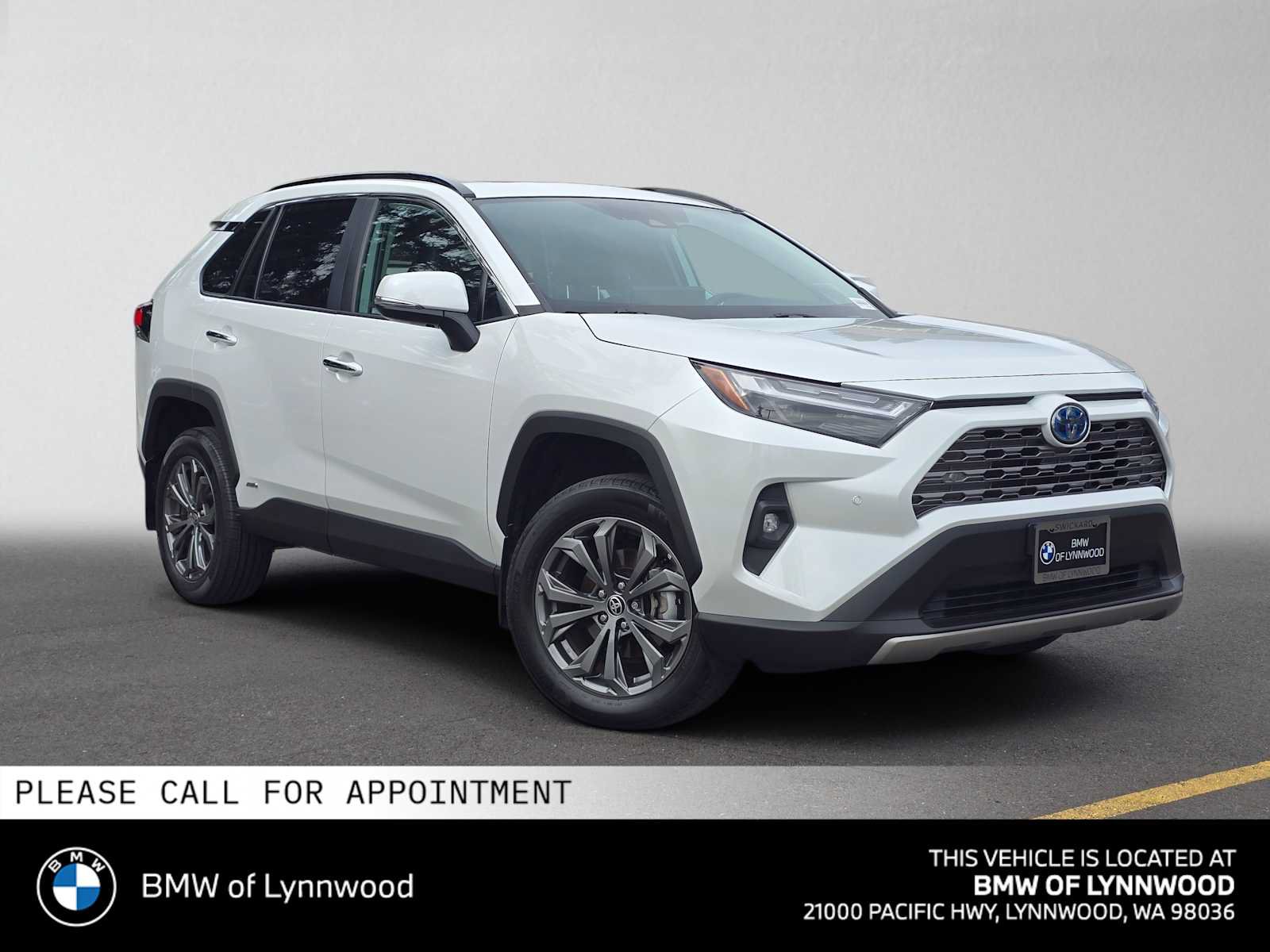 Used 2023 Toyota RAV4 Limited w/ Limited Grade Weather Package AWD/4WD image 1