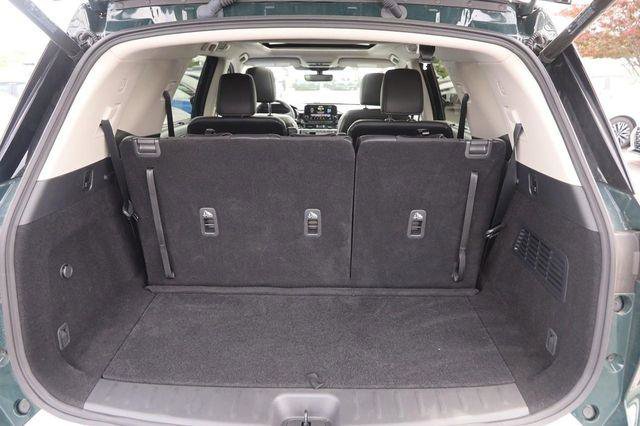 Used 2025 Nissan Pathfinder SL w/ SL Premium Package image 7