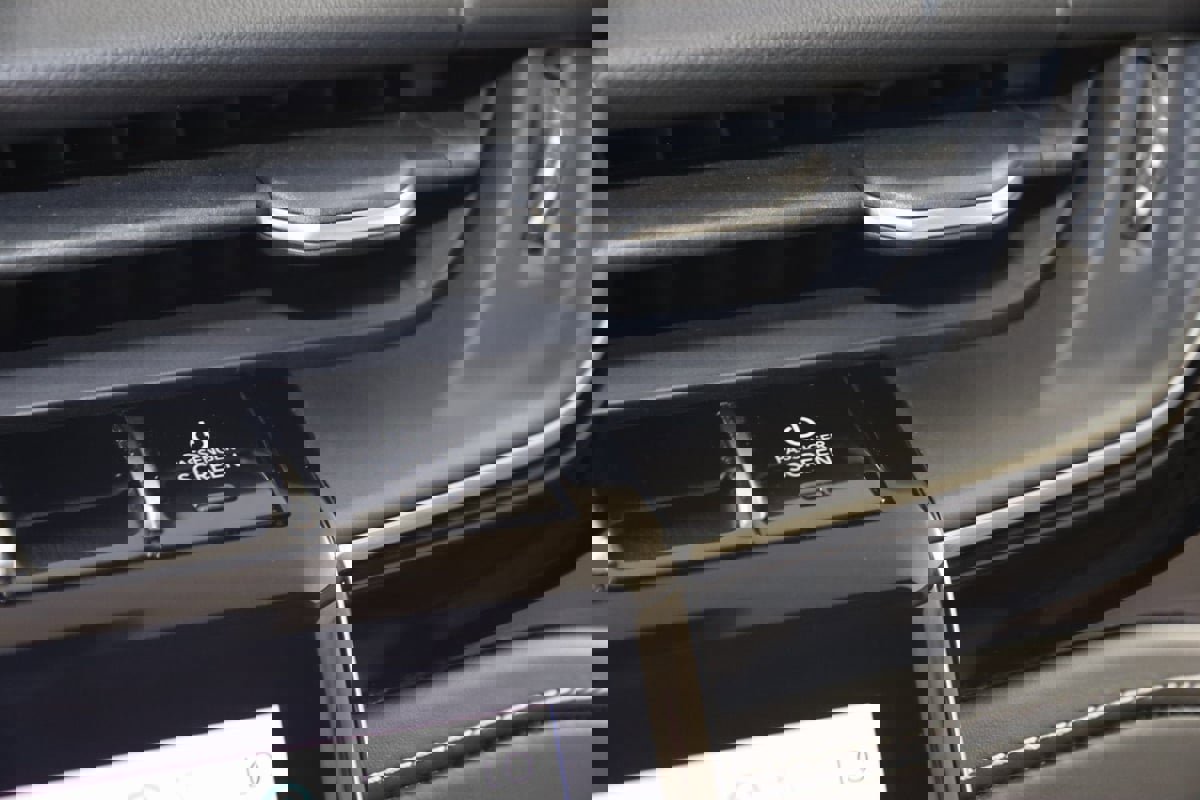 Used 2022 Jeep Grand Cherokee L Limited image 40