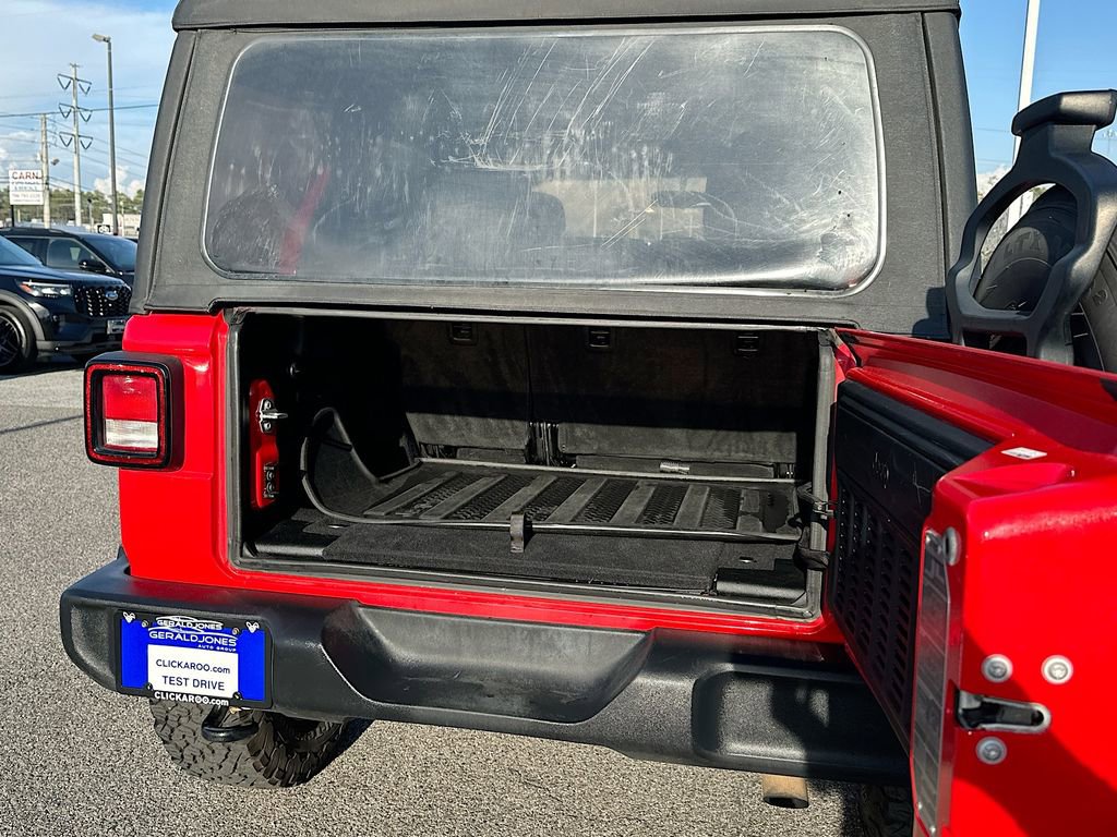 Used 2018 Jeep Wrangler Unlimited Sport image 16