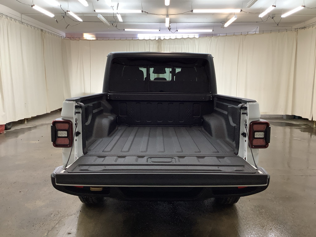 New 2026 Jeep Gladiator Mojave AWD/4WD image 7