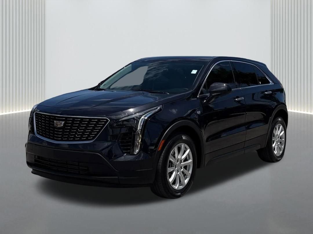 Used 2023 Cadillac XT4 Luxury w/ Driver Awareness Package FWD image 1