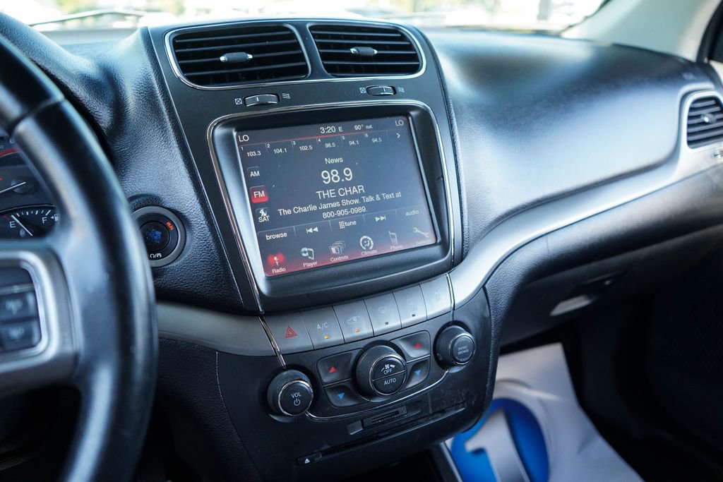 Used 2019 Dodge Journey Crossroad AWD/4WD image 7