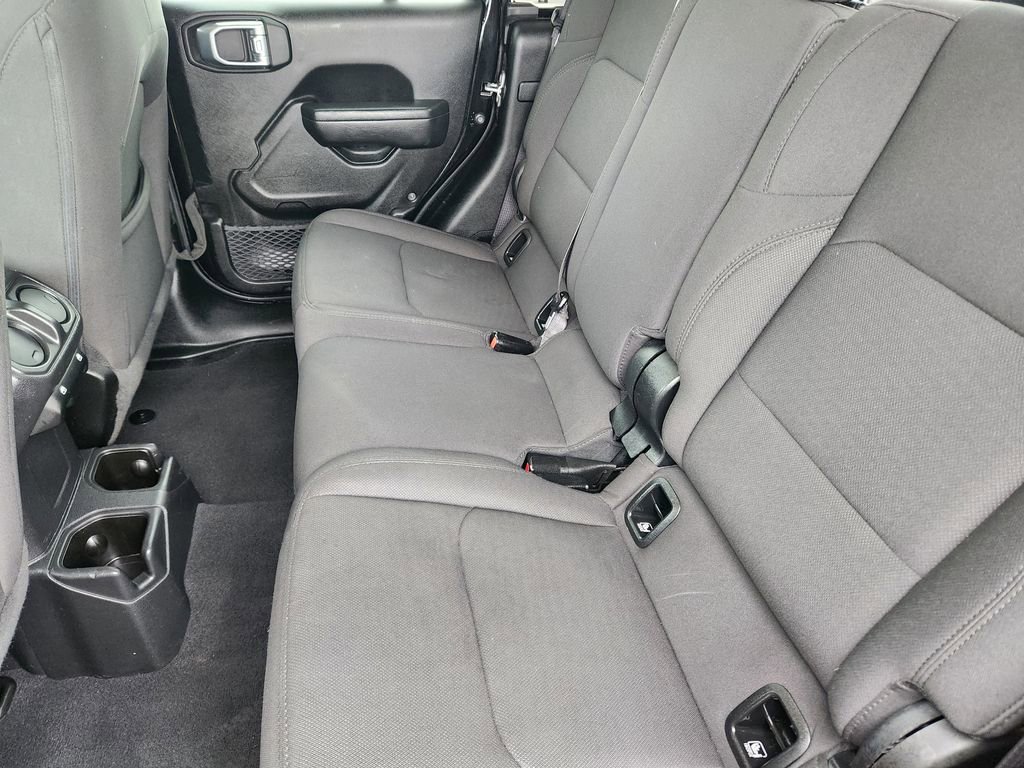 Used 2023 Jeep Gladiator Sport AWD/4WD image 14