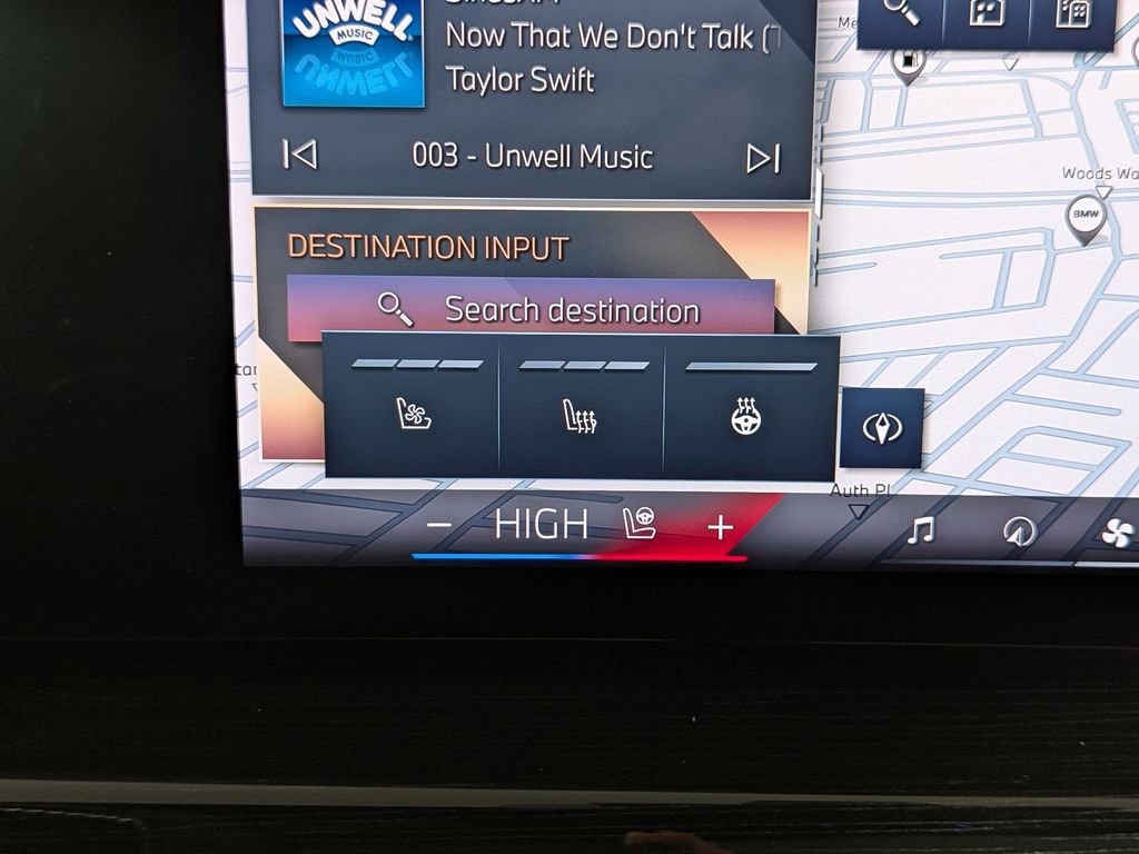 Used 2024 BMW X7 xDrive40i w/ Executive Package image 34