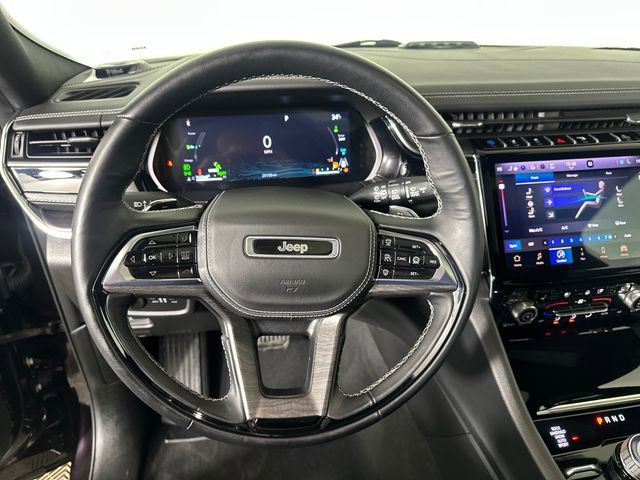 Used 2022 Jeep Grand Cherokee Overland w/ Advanced Protech Group III AWD/4WD image 15