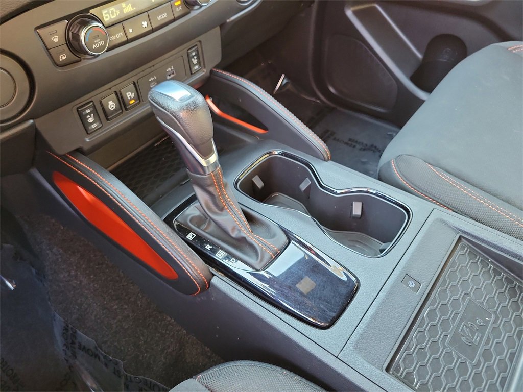 Used 2022 Nissan Frontier Pro-X image 13