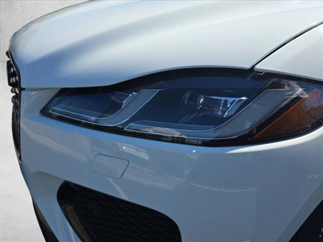 Used 2026 Jaguar F-PACE R-Dynamic S AWD/4WD image 29