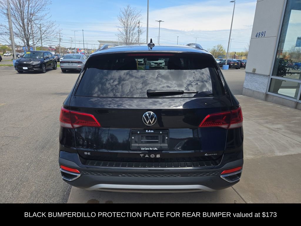 Used 2024 Volkswagen Taos SE AWD/4WD image 5
