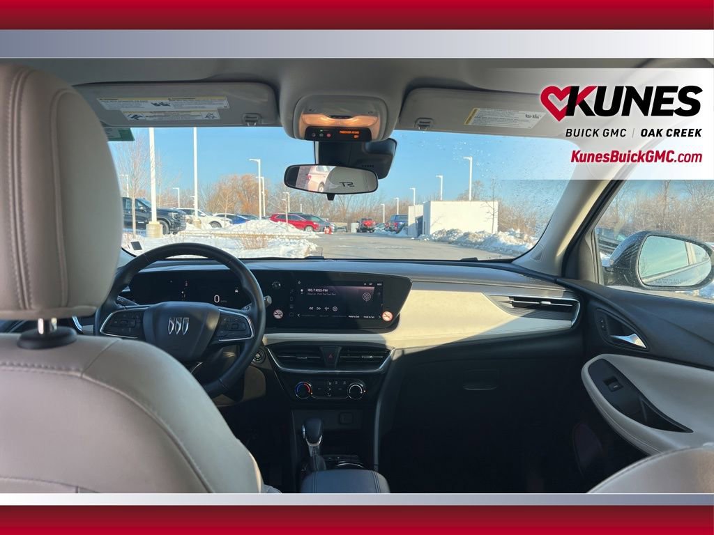 Used 2024 Buick Encore GX Sport Touring image 11
