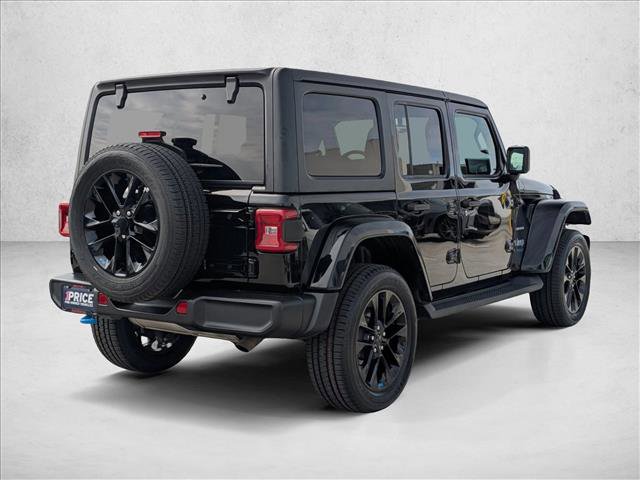 Used 2022 Jeep Wrangler Unlimited Sahara w/ Cold Weather Group image 5