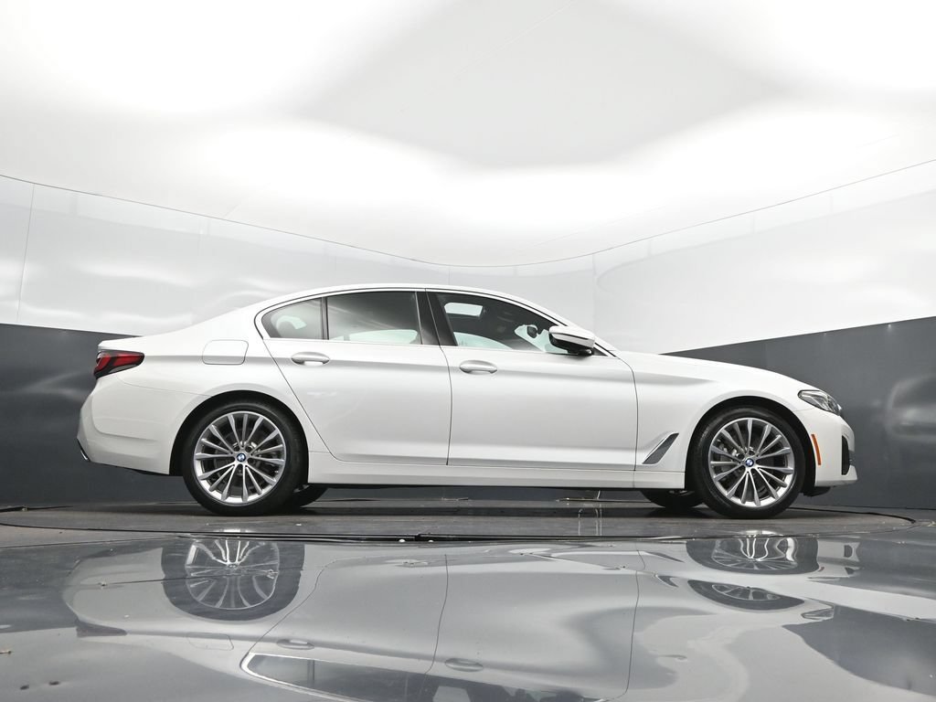Certified 2023 BMW 530i w/ Convenience Package RWD image 43