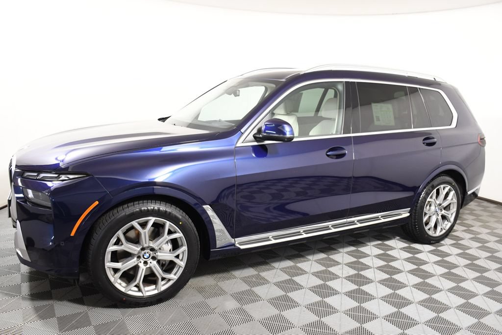 Used 2023 BMW X7 xDrive40i w/ Executive Package AWD/4WD image 2